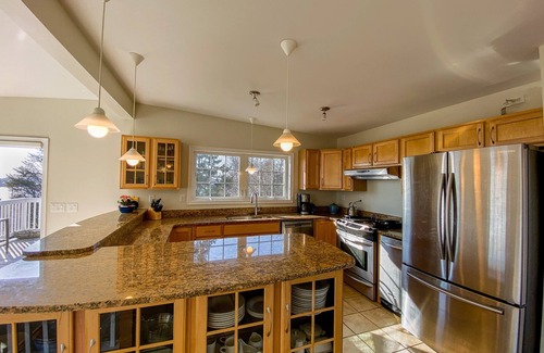 Charlestown House | Spacious house with water views for beach and kayak adventures