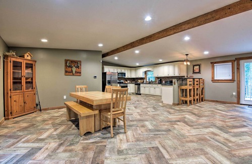 Jonas House | Spacious Kunkletown Home w/Full Game Room & Deck!