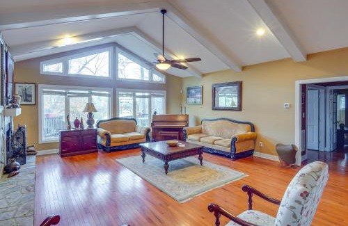 Westover Apartment | Spacious Lakefront Apt with Deck in Fayetteville!