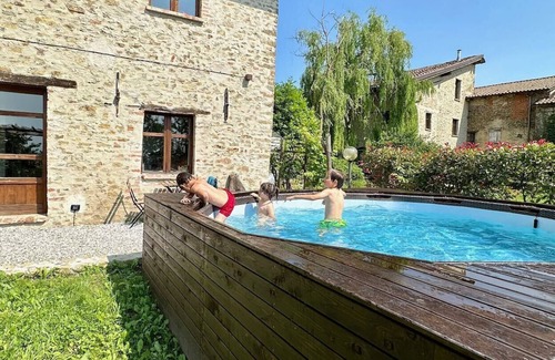 Somano Villa | Spacious Langhe Vacation Family House With Large Garden