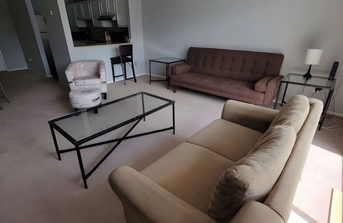 Elkins Park Condo | Spacious, large 1 bedroom condo in Chelbourne Plaza community!