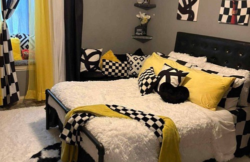 Bakilid Cabin | Spacious lodge in terrific Mandaue City with AC, WiFi