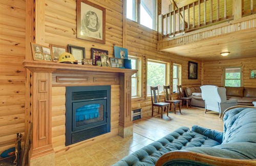 Fairland House | Spacious Log Cabin in Fairland, 1 Mi to Grand Lake