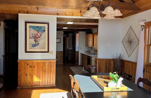 Park County House | Spacious Log Cabin with Expansive Mountain Vistas, National Forest