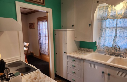 Austin Apartment | Spacious luminescence apartment with Patio. Pet-Friendly