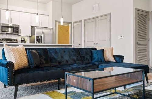Montopolis Apartment | Spacious LUX 2BR 2B Unit in Austin with Pool!