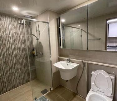Clark Freeport Apartment | Spacious Luxury Condo w/kitchen beside Hilton Clark D’Heights