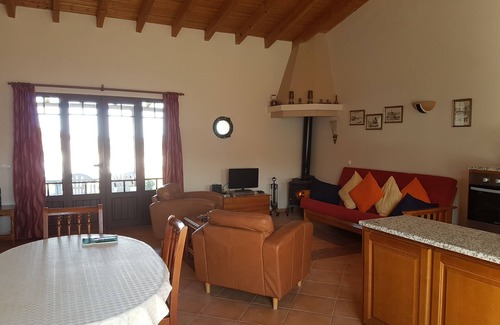 Ourique House | Spacious luxury country house. Shared pool. Fully wheelchair accessible