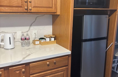 El Paso Apartment | Spacious, Luxury & Cozy Apartment, Great Location, 1-bedroom with WiFi, AC