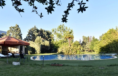 Alexandroupoli Villa | Spacious Luxury Villa with Private Pool & Lush Gardens – Close to City & Beach