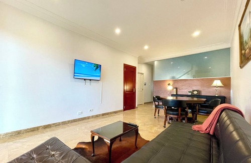 Eastlakes House | Spacious Luxury Home in Eastlakes | Minutes from City/Beaches/Airports