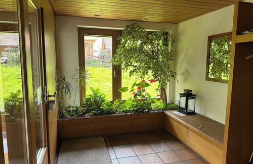 Brienz House | Spacious Luxury Villa with Magnificant views, 5 min walk to the lake