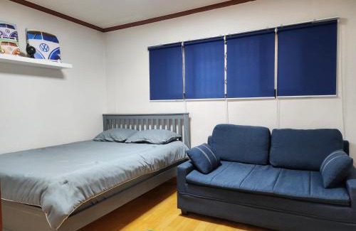 Itaewon Apartment | Spacious Master Suite #5