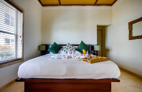 Placencia Resort | Spacious Master Suite w/Balcony, WiFi, & Beautiful Views