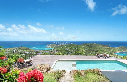 Corossol Villa | Spacious modern villa with panoramic views