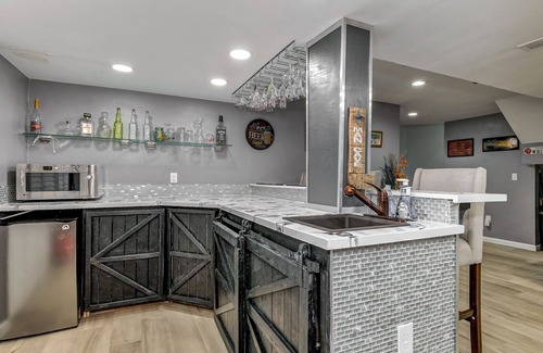 Security-Widefield House | Spacious Modern Gorgeous Mountain Views Fort Carson Fire Pit!