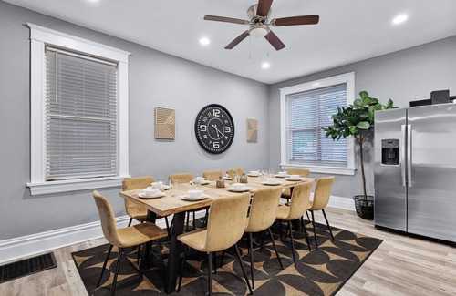 Tower Grove South House | Spacious Modern 5BR Home Near Downtown St. Louis