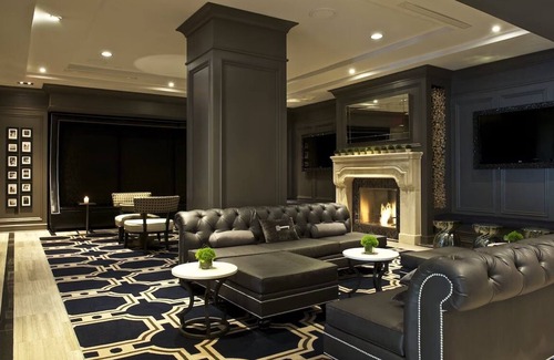West End Hotel | Spacious, Modern Double Room Retreat in the Heart of Washington D.C, 2 Units