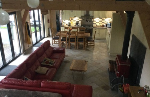 Lancieux House | Spacious Modern Timber Framed House in Quiet Area Close to beaches