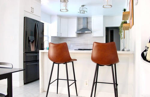 Lauderdale Isles House | Spacious/Modern Beach House with Pool