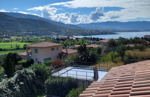 Vico Villa | Spacious&modern villa (heated pool, spa, sea-view garden, 500m from beaches)