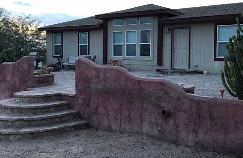 Apache Junction House | Spacious Mountain View Property with no Snow!
