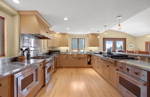 Port Clyde House | Spacious, Newly Remodeled House With Chef Kitchen On The Ocean