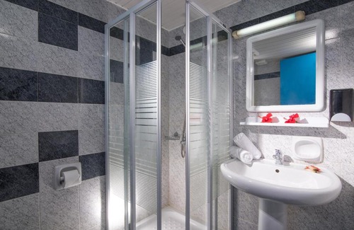 Limenas Chersonisou Apartment | Spacious One Bedroom Apt with Lovely Mountain View