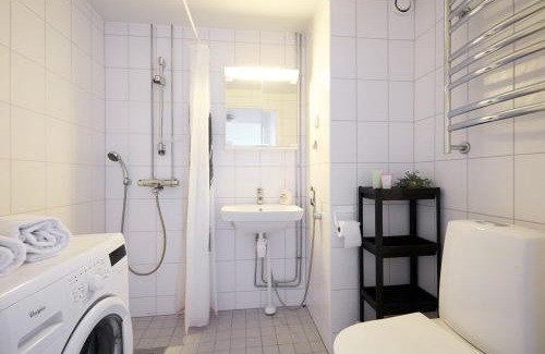 Turku Apartment | Spacious one-bedroom apartment on the River Aura