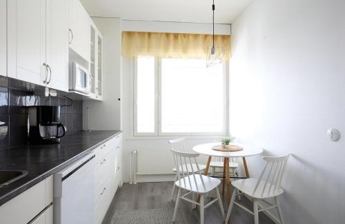 Turku Apartment | Spacious one-bedroom apartment on the River Aura