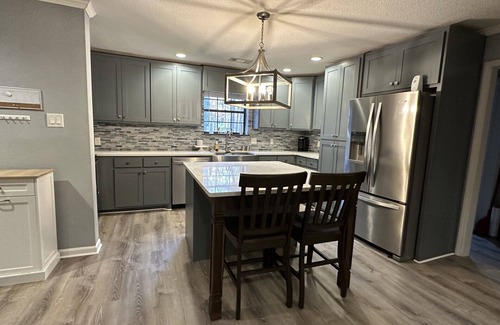Austin House | Spacious, open concept 4-bedroom home in welcoming Austin, In Ground Pool,WiFi