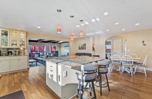 Westside Santa Cruz House | Spacious Open Floor Plan