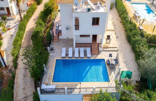 Latchi Villa | Spacious open plan villa