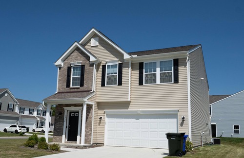Brice House | Spacious Palatial 4-bedroom beautiful family-friendly house in Columbus