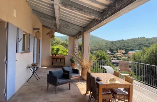 Le Pradet House | Spacious panoramic house with calm sea view in Le Pradet, 4 minutes walk from the beach