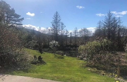 Caragh House | Spacious period style house where old meets new with romantic garden retreat.