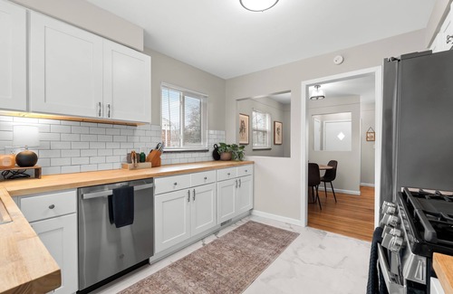 Livonia House | Spacious Pet Friendly Home With Theater/Game Room