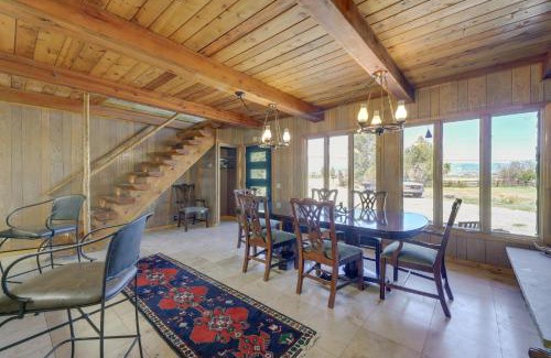 Pinedale House | Spacious Pinedale Home with Mountain Range View