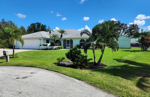Lake Placid House | Spacious pool home on corner canal lot to Lake June