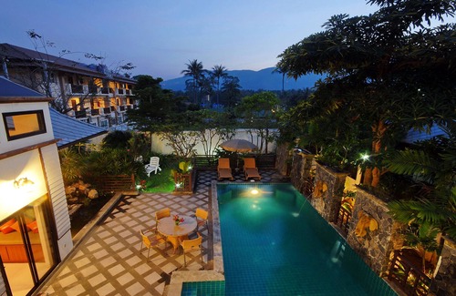 Bophut Villa | Spacious Pool Villa with Billiards and Fitness Room in the Heart of Chaweng