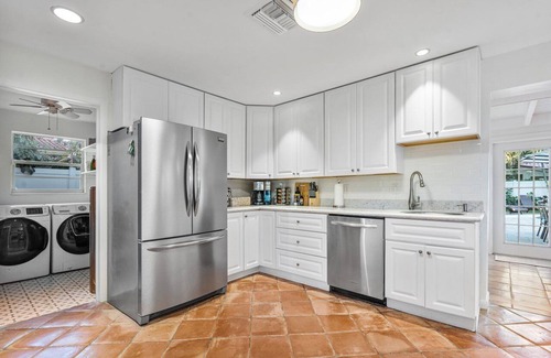 Lake Ida Shores House | Spacious Private Pool Oasis