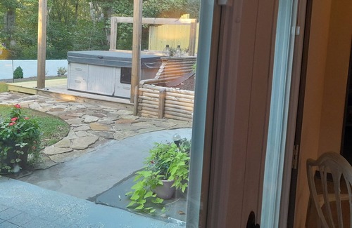 Oak Ridge House | Spacious, private retreat - hot tub, firepit, pool table, dry sauna, patio