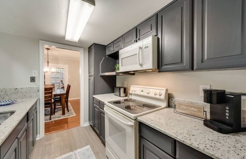 Grand Prairie Condo | Spacious Private Retreat minutes from Attractions!