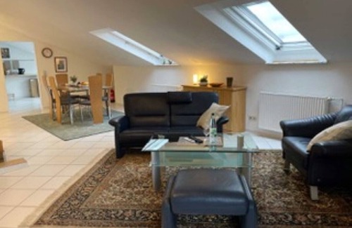 Aarbergen Apartment | Spacious, quiet, A/C , Espresso machine, 2 queen beds, 50” Netflix TV,