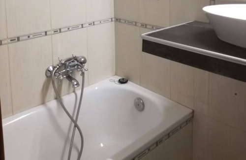 Platia Viktorias Apartment | Spacious renovated apartment in the center