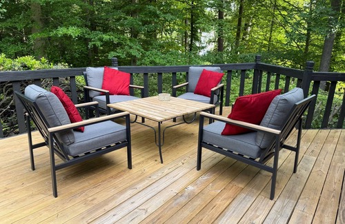 High Point House | Spacious Rental: Gas-log Fireplace: 7 min to HPU: 6 min to HP Furniture Market