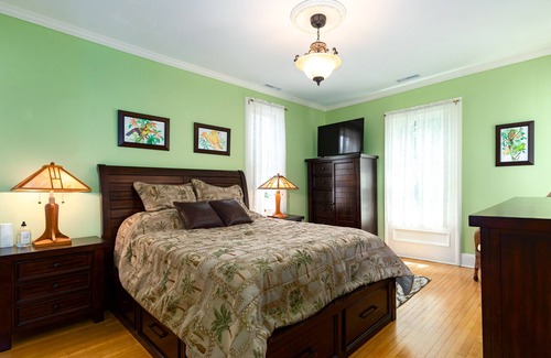 Poughkeepsie House | Spacious restored Victorian w/ wraparound porch