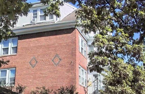 Mattapan Apartment | Spacious Retro Three Bedroom Hilltop Getaway- Inquire for Discount