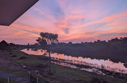 Satuk House | Spacious riverside off-grid 4-bedroom house with AC, Wifi