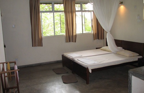Habarana Bed & Breakfast | Spacious Rooms with attached Bathrooms